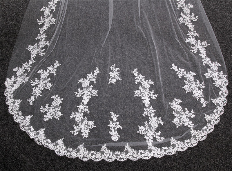 Voile de Mariage Mignon à Un Niveau Voiles Cathédrale avec Appliques