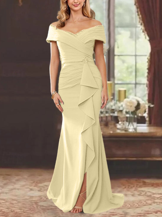 Robe de Mère de la Mariée Fourreau/Colonne à Épaules Dénudées Sans Manches, Longueur Au Sol, avec Volants