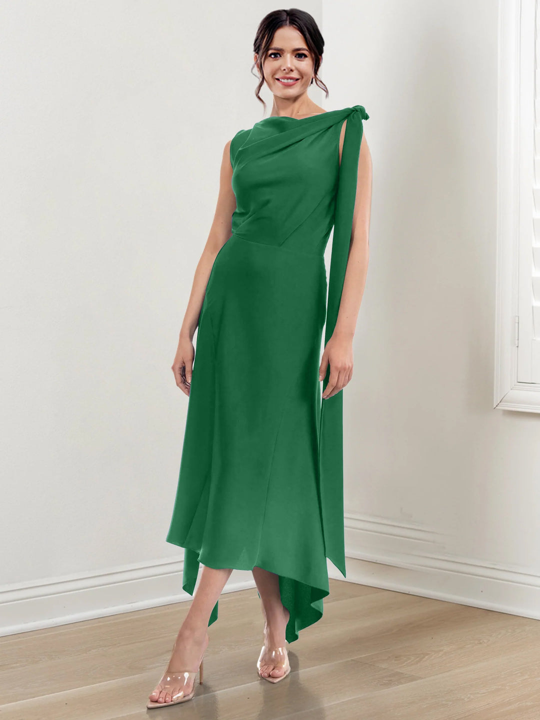 Robe de Mère de la Mariée Asymétrique à Col Montant et à Volants