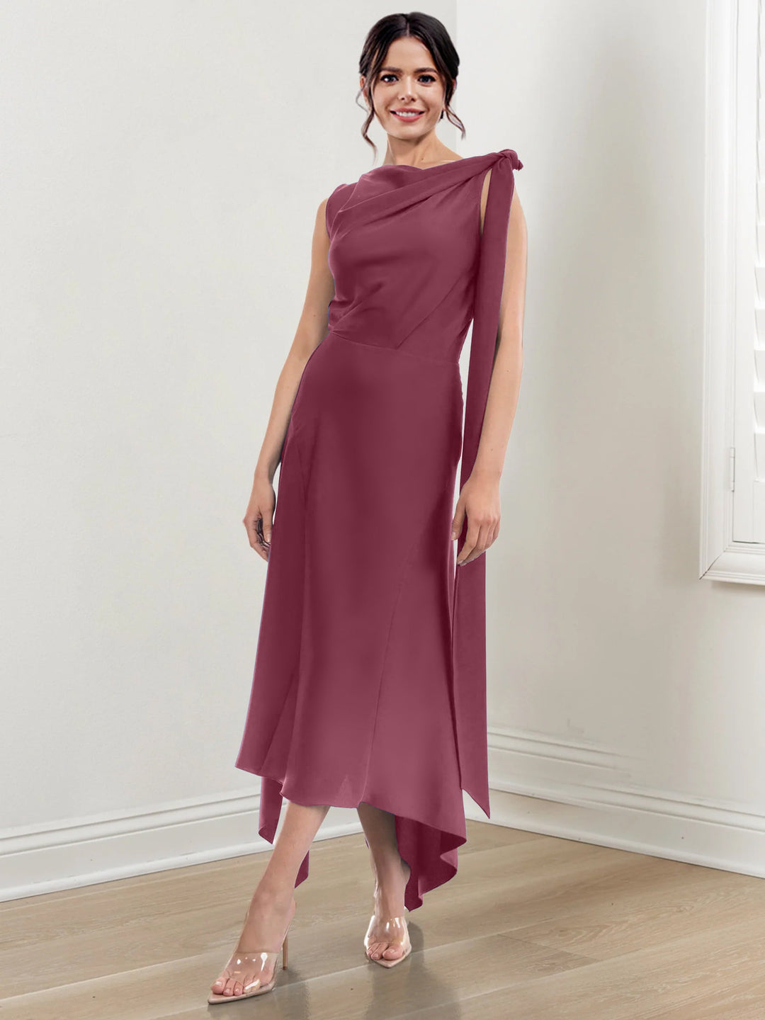 Robe de Mère de la Mariée Asymétrique à Col Montant et à Volants