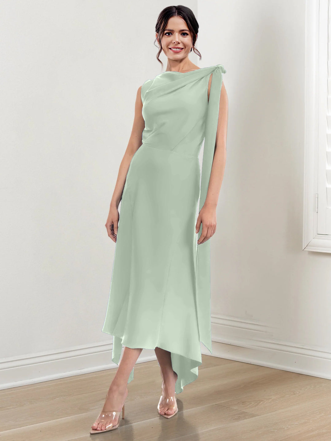 Robe de Mère de la Mariée Asymétrique à Col Montant et à Volants