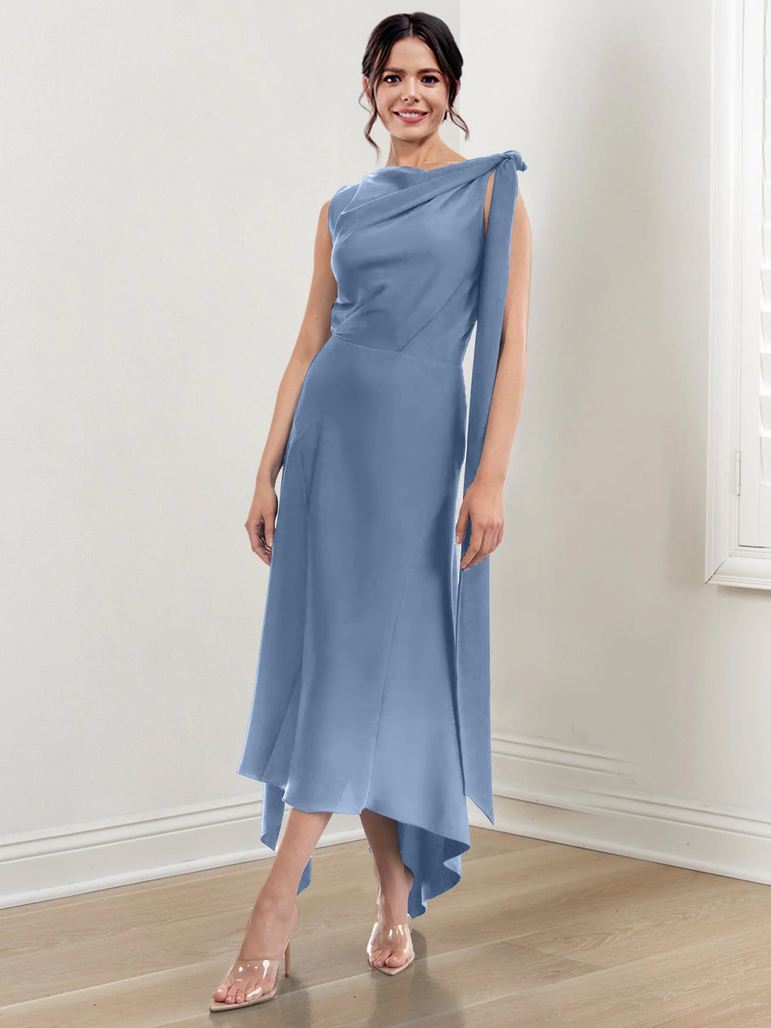 Robe de Mère de la Mariée Asymétrique à Col Montant et à Volants