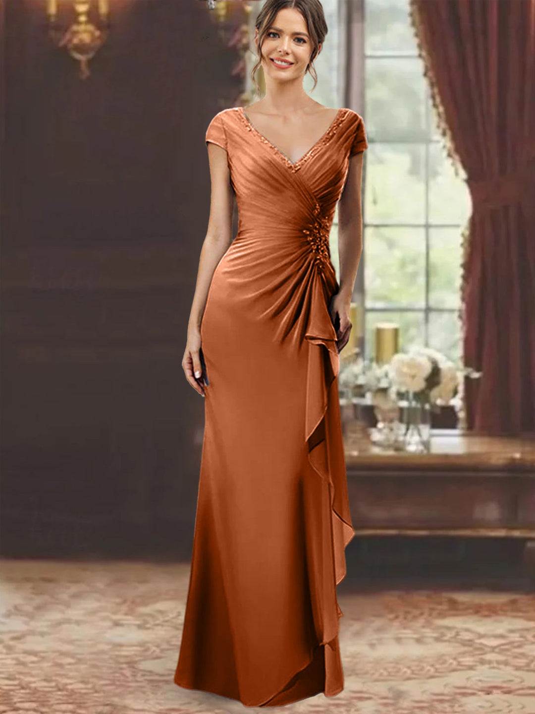 Robe de Mère de la Mariée Fourreau/Colonne à Col en V et Manches Courtes, Longueur Au Sol, avec Volants et Appliques