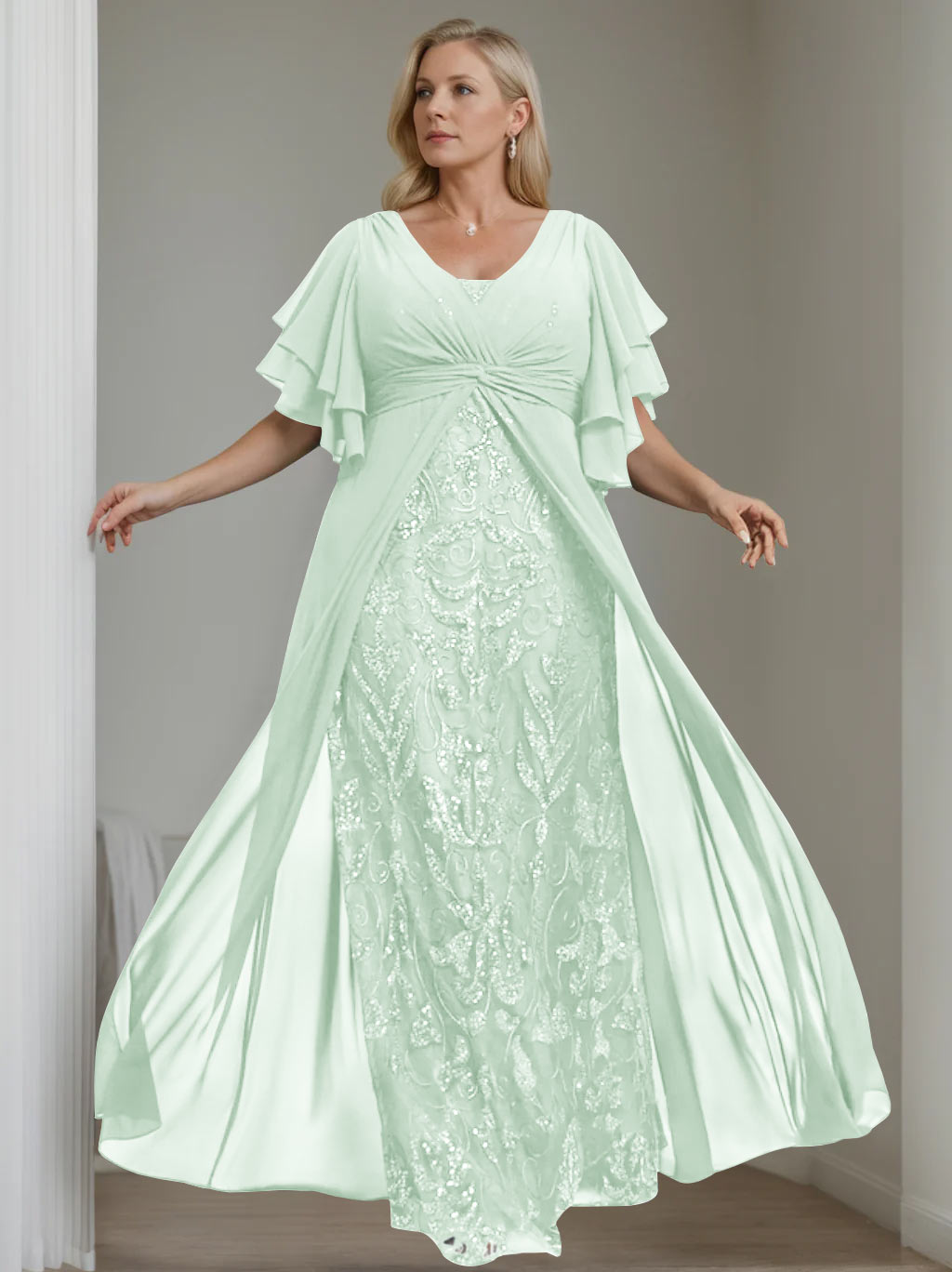 Ligne A/Princesse Col en V Demi-manches La Longueur du Sol Plus Taille Robes Mère de La Mariée avec Pleated