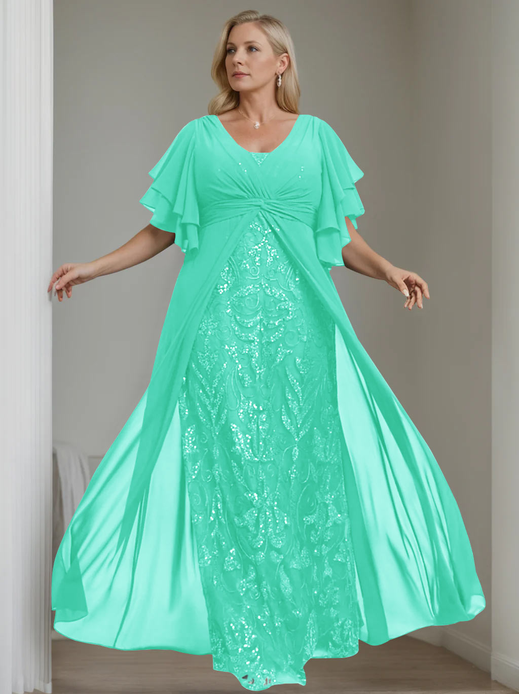 Ligne A/Princesse Col en V Demi-manches La Longueur du Sol Plus Taille Robes Mère de La Mariée avec Pleated