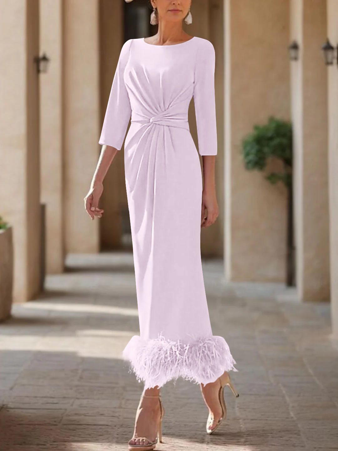 Robe Fourreau/Colonne à Encolure Dégagée et Longueur Cheville pour Mère de la Mariée et Du Marié avec Plumes