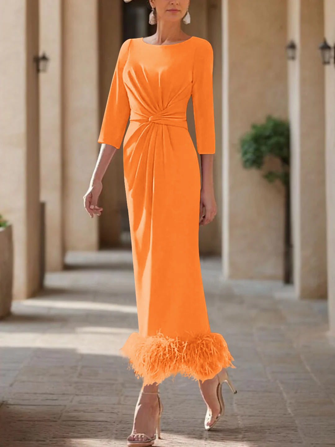 Robe Fourreau/Colonne à Encolure Dégagée et Longueur Cheville pour Mère de la Mariée et Du Marié avec Plumes