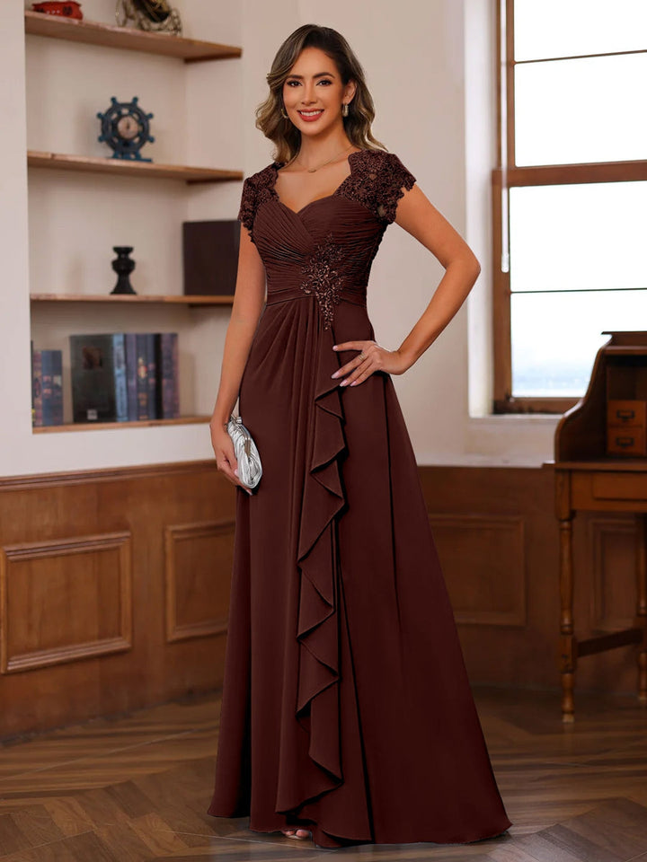 Ligne A/Princesse Col en V Manches Courtes Pleated Mère of the Mariée & Groom Robes avec Froufrous & Appliques