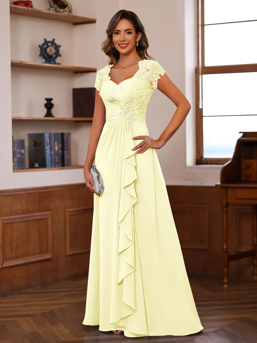 Ligne A/Princesse Col en V Manches Courtes Pleated Mère of the Mariée & Groom Robes avec Froufrous & Appliques