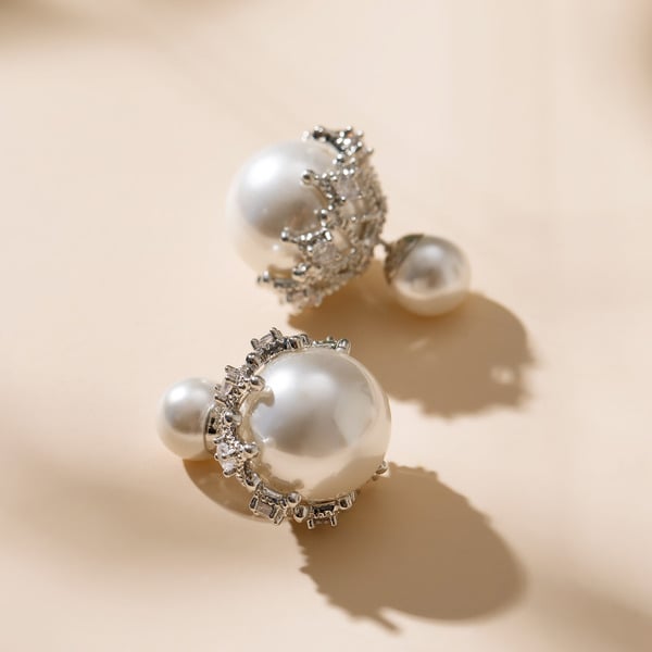 Boucles D'Oreilles à Tige Exquises en Perles et Strass