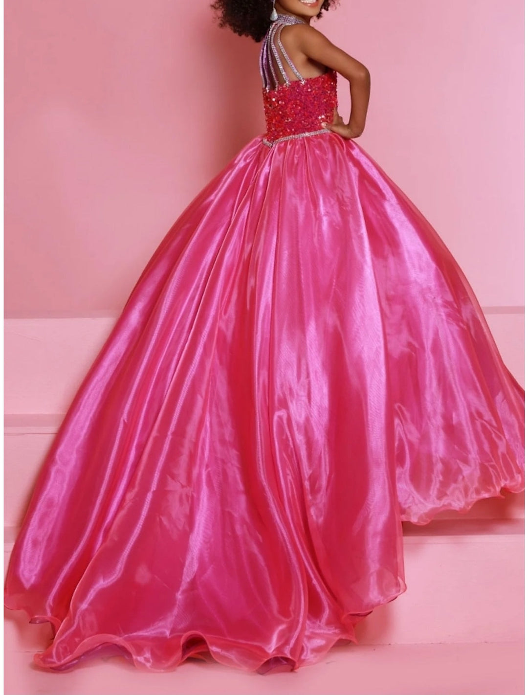 Robe de Demoiselle D'Honneur en Tulle à Col Licou et Coupe Princesse avec Paillettes et Perles