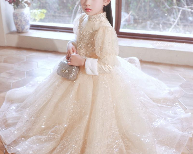 Robe de Soirée D'Hiver en Dentelle à Col Haut et Manches Longues pour Fille avec Appliques en Strass