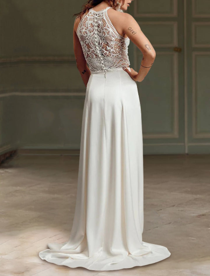 Robe de Mariée en Dentelle à Col Licou et à Gaine/Colonne
