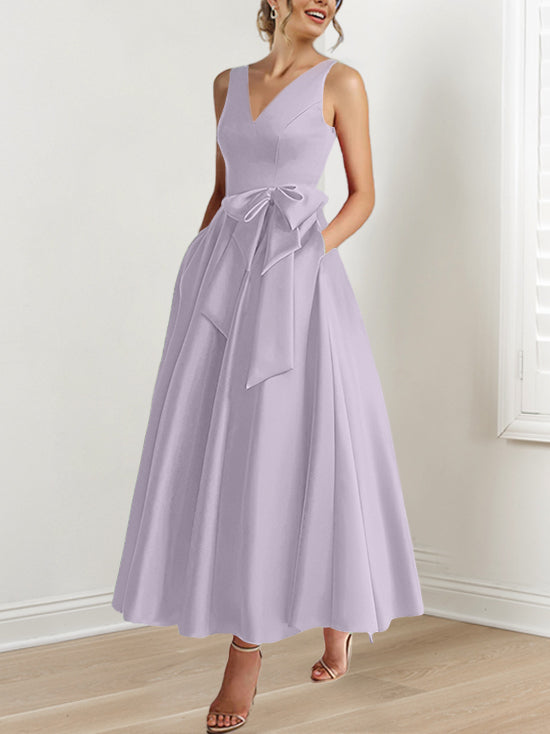 Robe de Mère de la Mariée Coupe A-Line/Princess, Col en V, Sans Manches, Longueur Cheville, avec Poches et Volants