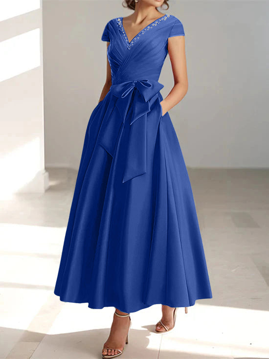 Robe de Mère de la Mariée Coupe A-Line/Princess, Col en V, Manches Courtes, Longueur Cheville, avec Poches et Volants