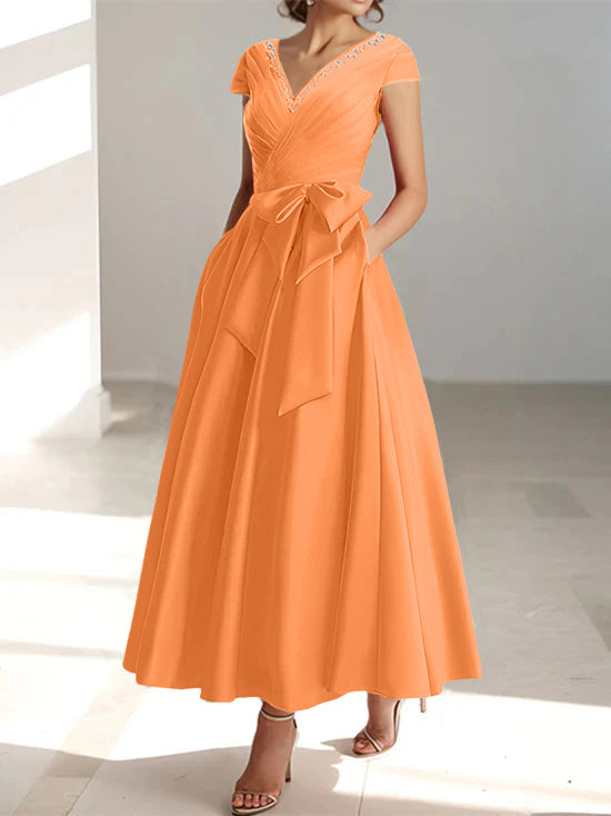Robe de Mère de la Mariée Coupe A-Line/Princess, Col en V, Manches Courtes, Longueur Cheville, avec Poches et Volants