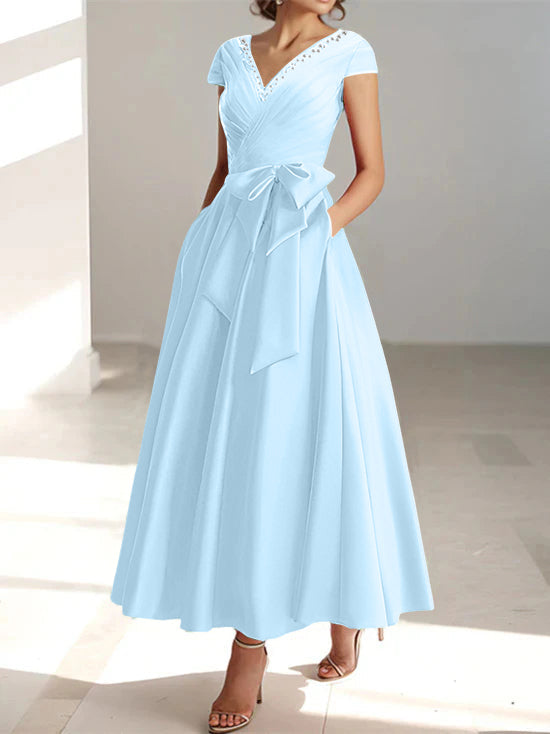 Robe de Mère de la Mariée Coupe A-Line/Princess, Col en V, Manches Courtes, Longueur Cheville, avec Poches et Volants