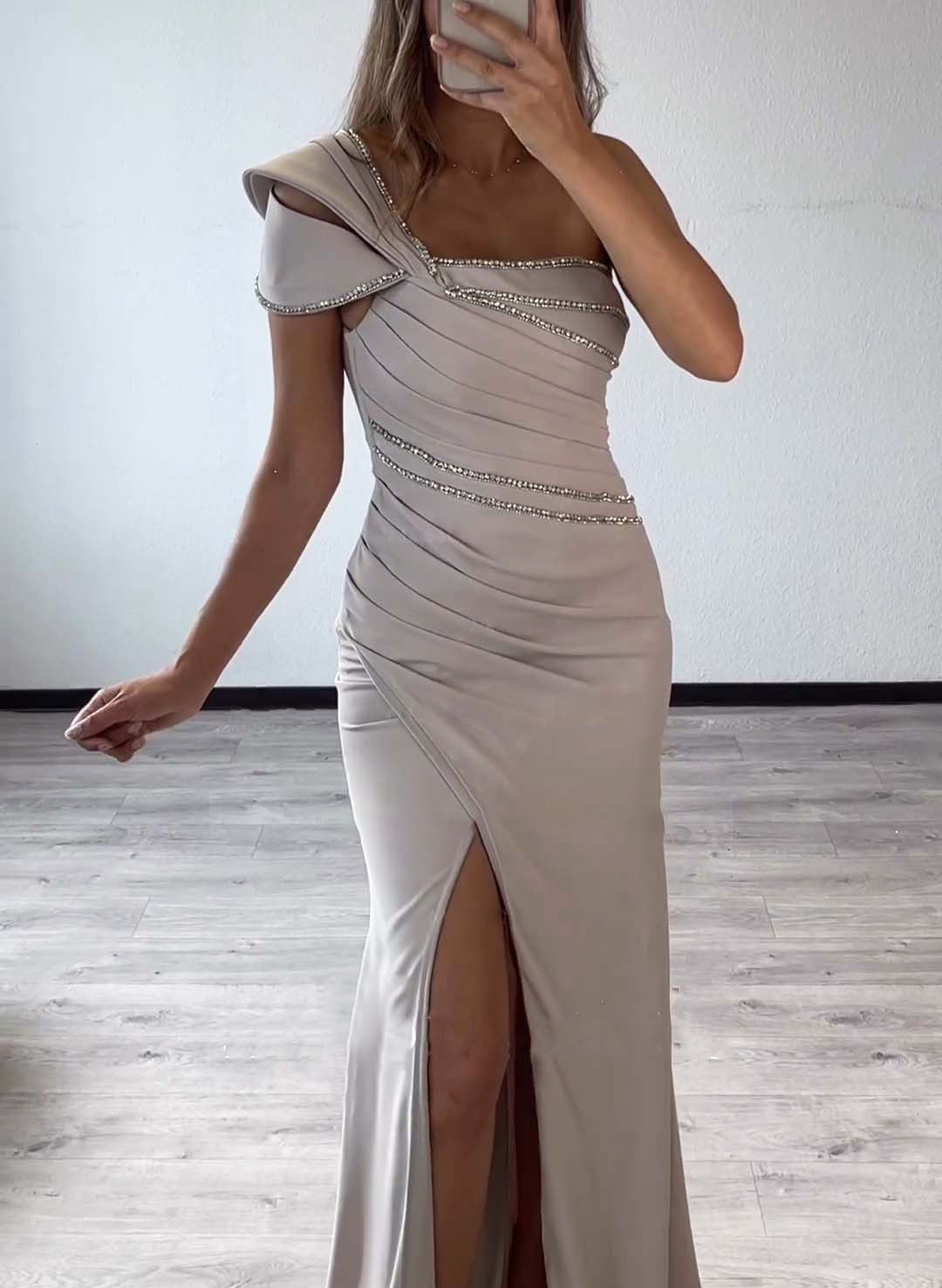 Robe de Mère de la Mariée Sirène/Trompette à Une Épaule Sans Manches et Longueur Au Sol