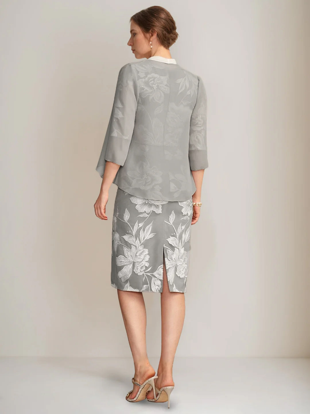 Gaine/Colonne Col en V Demi-manches Longueur Genou Perles Robes Mère de La Mariée avec Floral Broderie & Appliques & Jacket