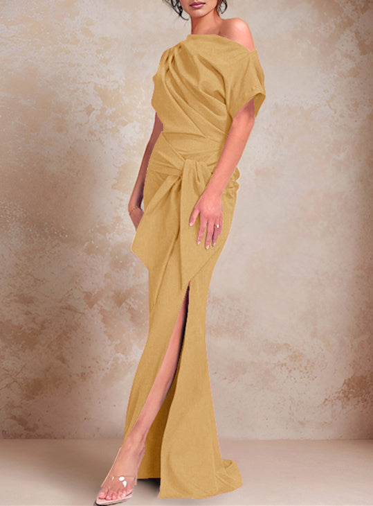 Robe de Mère de la Mariée Trompette/Sirène à Une Épaule et Manches Courtes, Longueur Au Sol, avec Volants et Côté Fendu