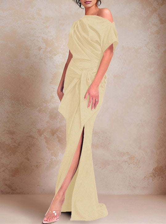 Robe de Mère de la Mariée Trompette/Sirène à Une Épaule et Manches Courtes, Longueur Au Sol, avec Volants et Côté Fendu