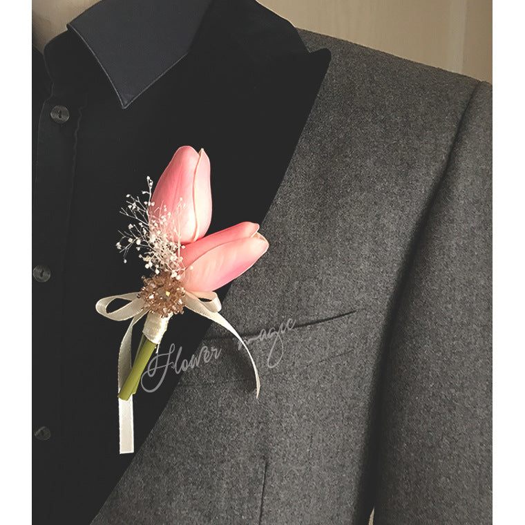 Bouquets De Poignets Avec Fleurs De Mariage