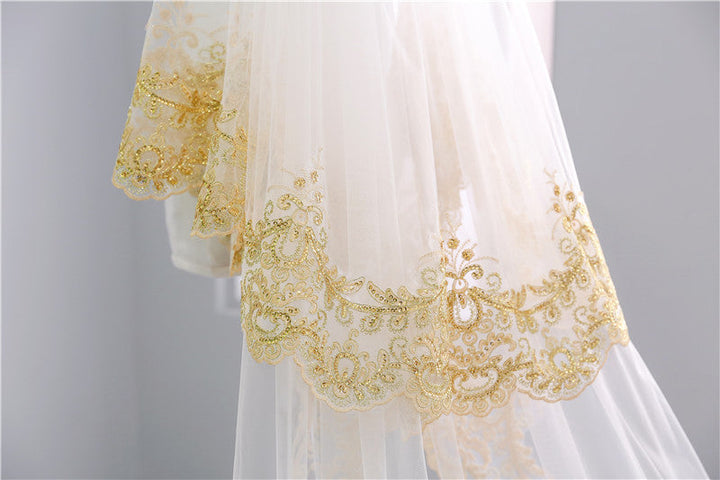 Voile de Mariée Luxueux à Deux Niveaux avec Dentelle Dorée