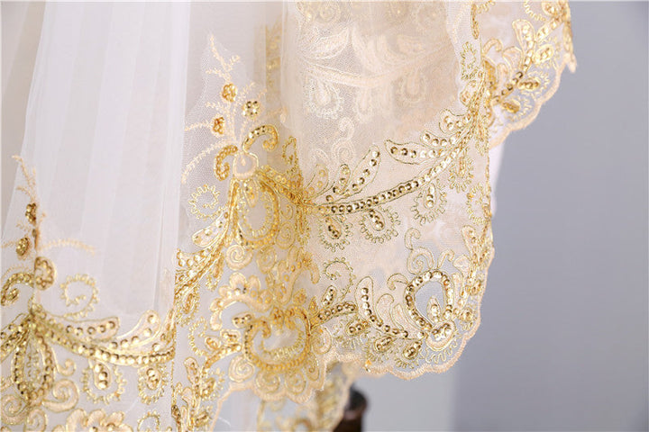 Voile de Mariée Luxueux à Deux Niveaux avec Dentelle Dorée