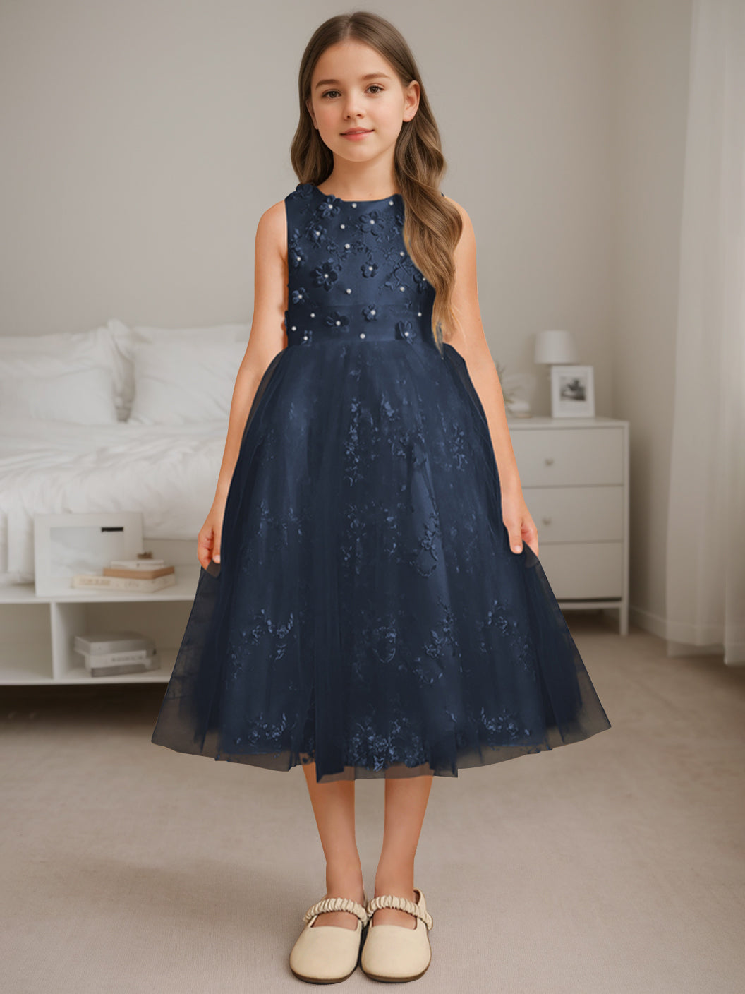 Robe de Demoiselle D'Honneur A-Line/Princess à Encolure Dégagée Sans Manches et Longueur Thé avec Perles