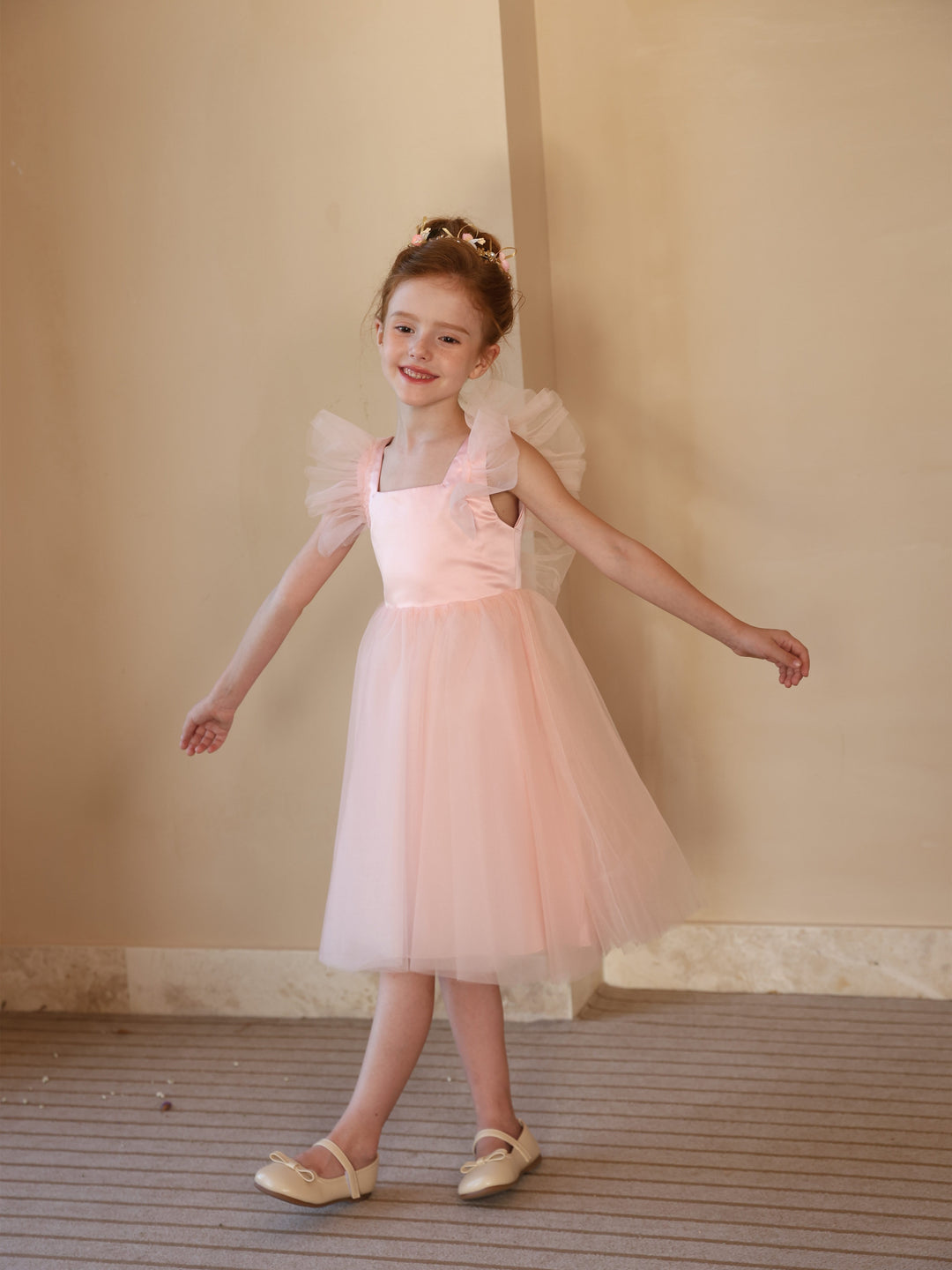Robe de Bal en Satin Tulle à Encolure Carrée Sans Manches, Longueur Thé, Robes de Demoiselle D'Honneur Blanches Froncées