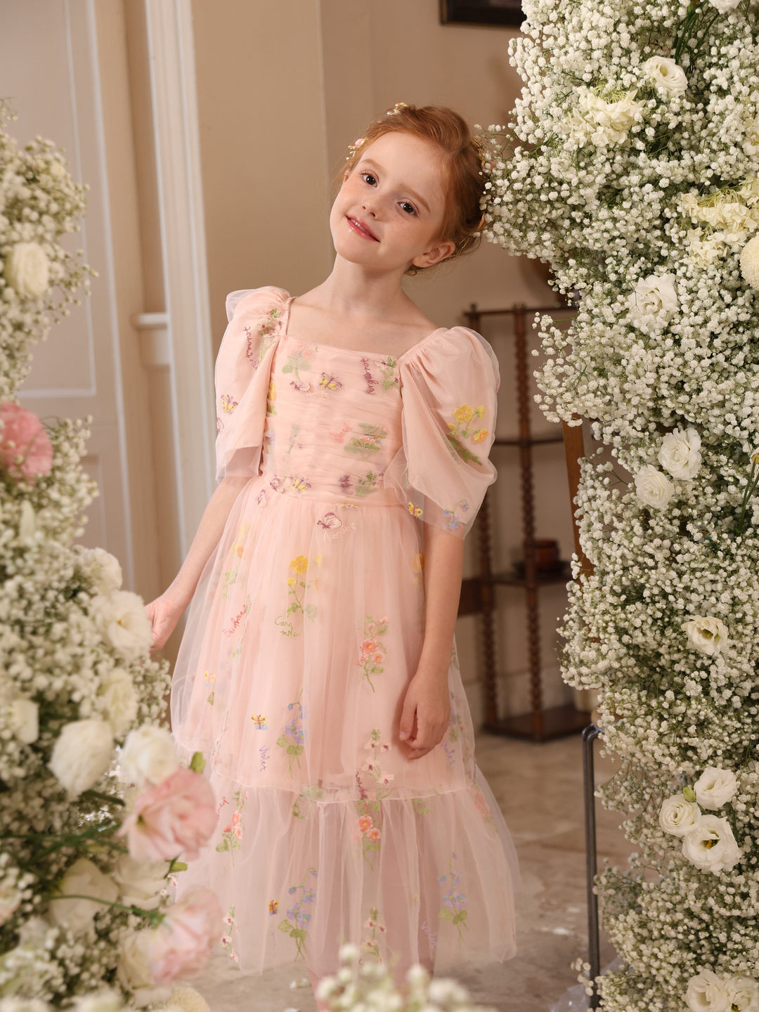Robe de Bal en Satin Tulle à Encolure Dégagée Sans Manches Au Sol Robes de Demoiselle D'Honneur avec Fleur