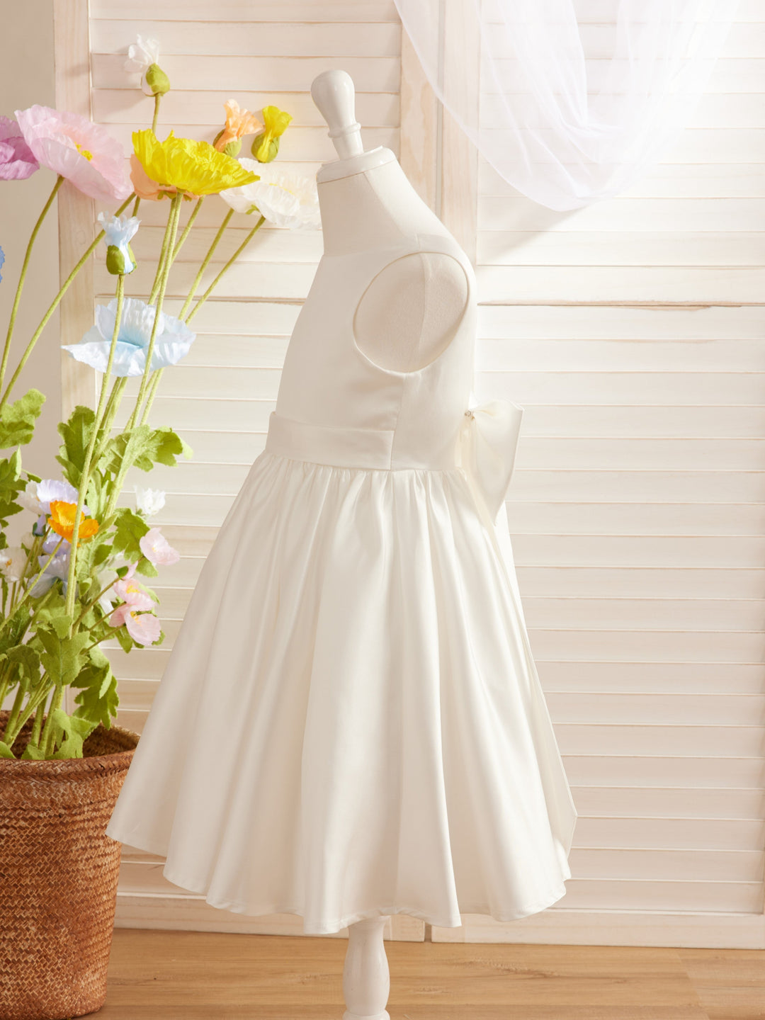 Robe de Demoiselle D'Honneur Élégante en Satin Coupe A avec Dos en V et Nœud Au Genou