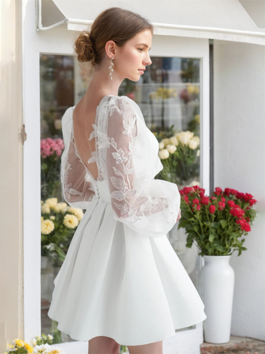 Ligne A/Princesse Col en V Manches Longues Mini Dentelle Robe de Mariée