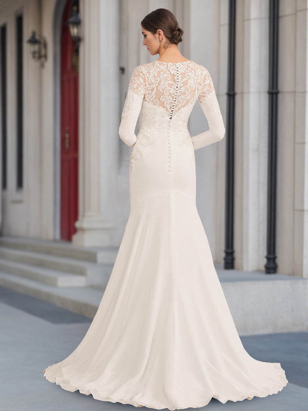 Robe de mariée trapèze/princesse, col rond, manches longues, longueur sol, appliques