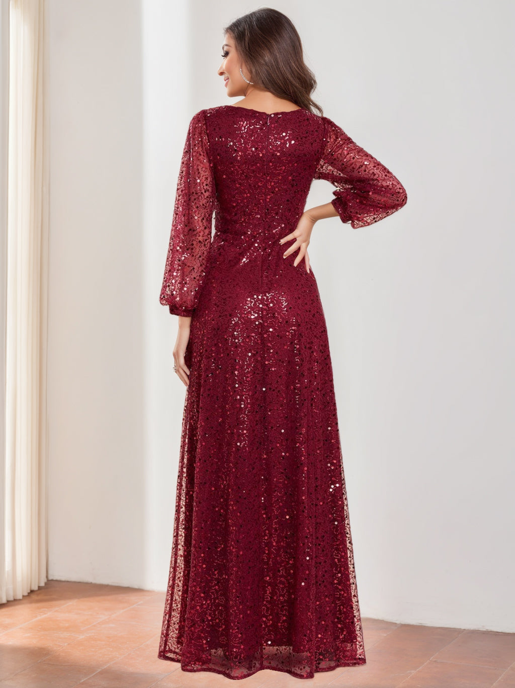 Robe de Mère de la Mariée à Paillettes, Coupe A-Line/Princess, Col en V, Manches Longues Lanterne, Longueur Au Sol