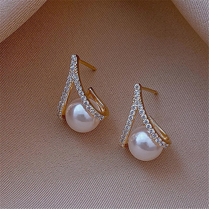 Boucles d'Oreilles Clous en Perles Romantiques pour Femmes Classiques et Brillantes