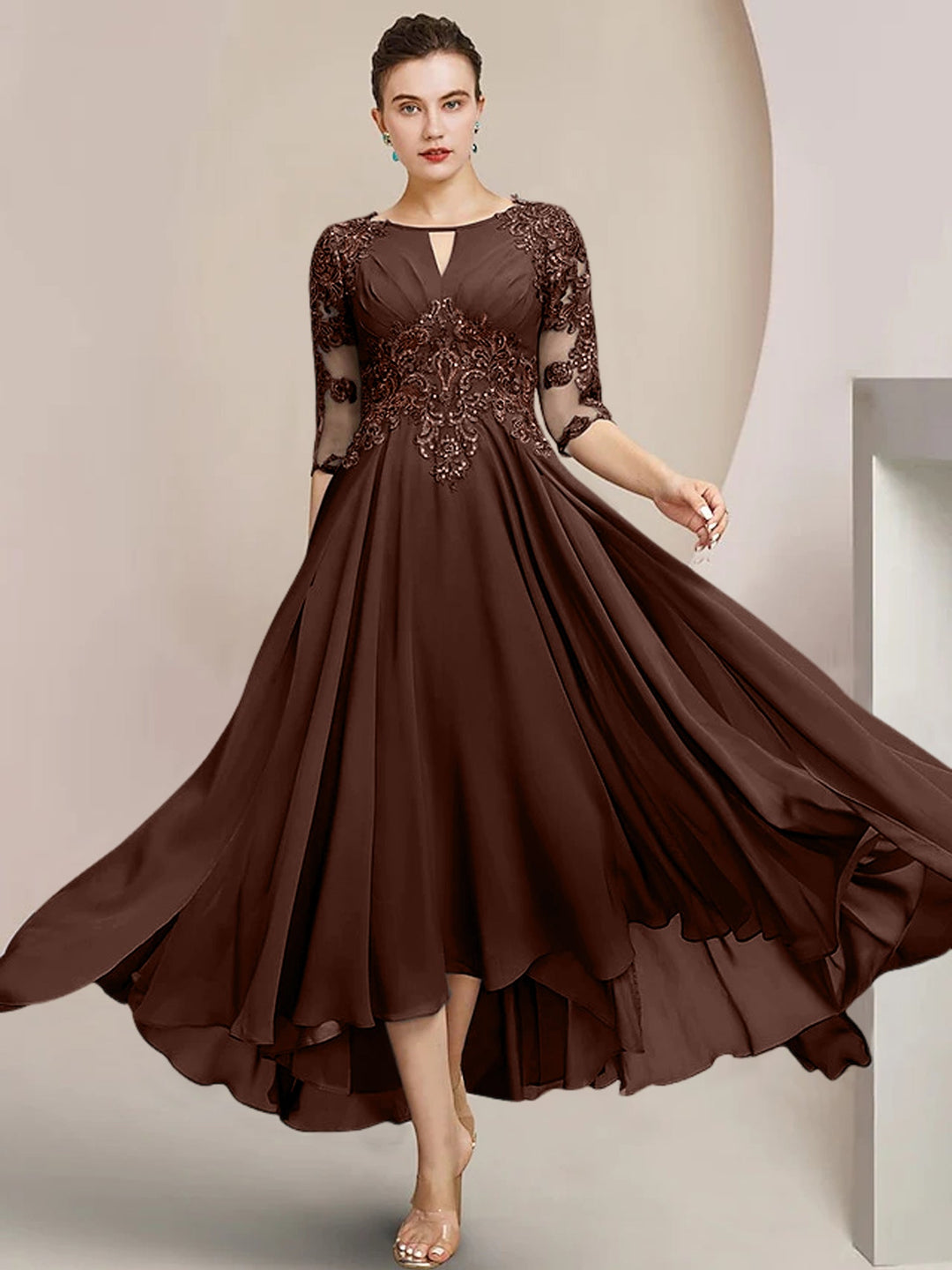 Robes de Mère de la Mariée Coupe A-Line/Princess à Encolure Dégagée et Longueur Thé
