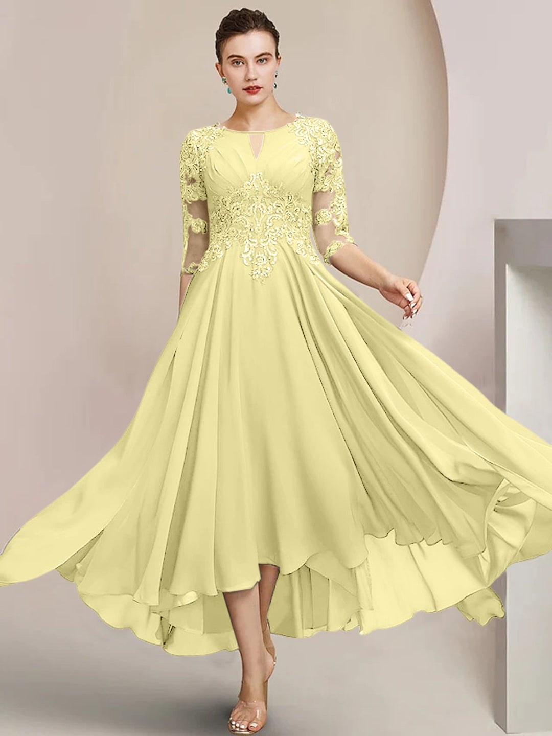 Robes de Mère de la Mariée Coupe A-Line/Princess à Encolure Dégagée et Longueur Thé