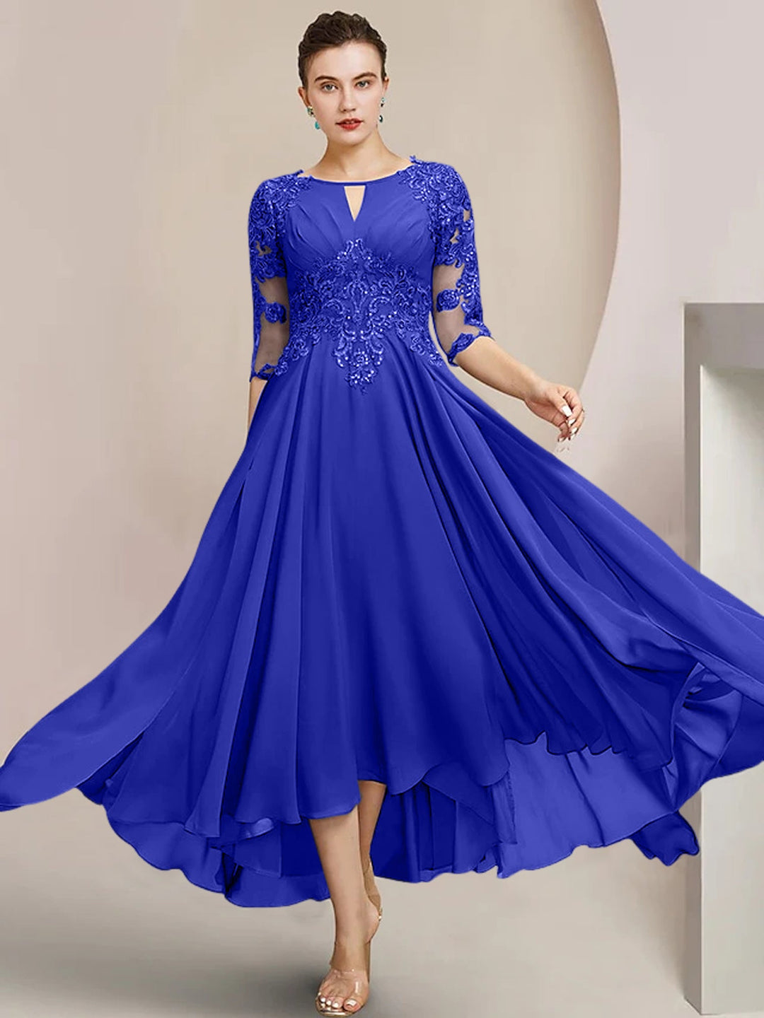 Robes de Mère de la Mariée Coupe A-Line/Princess à Encolure Dégagée et Longueur Thé