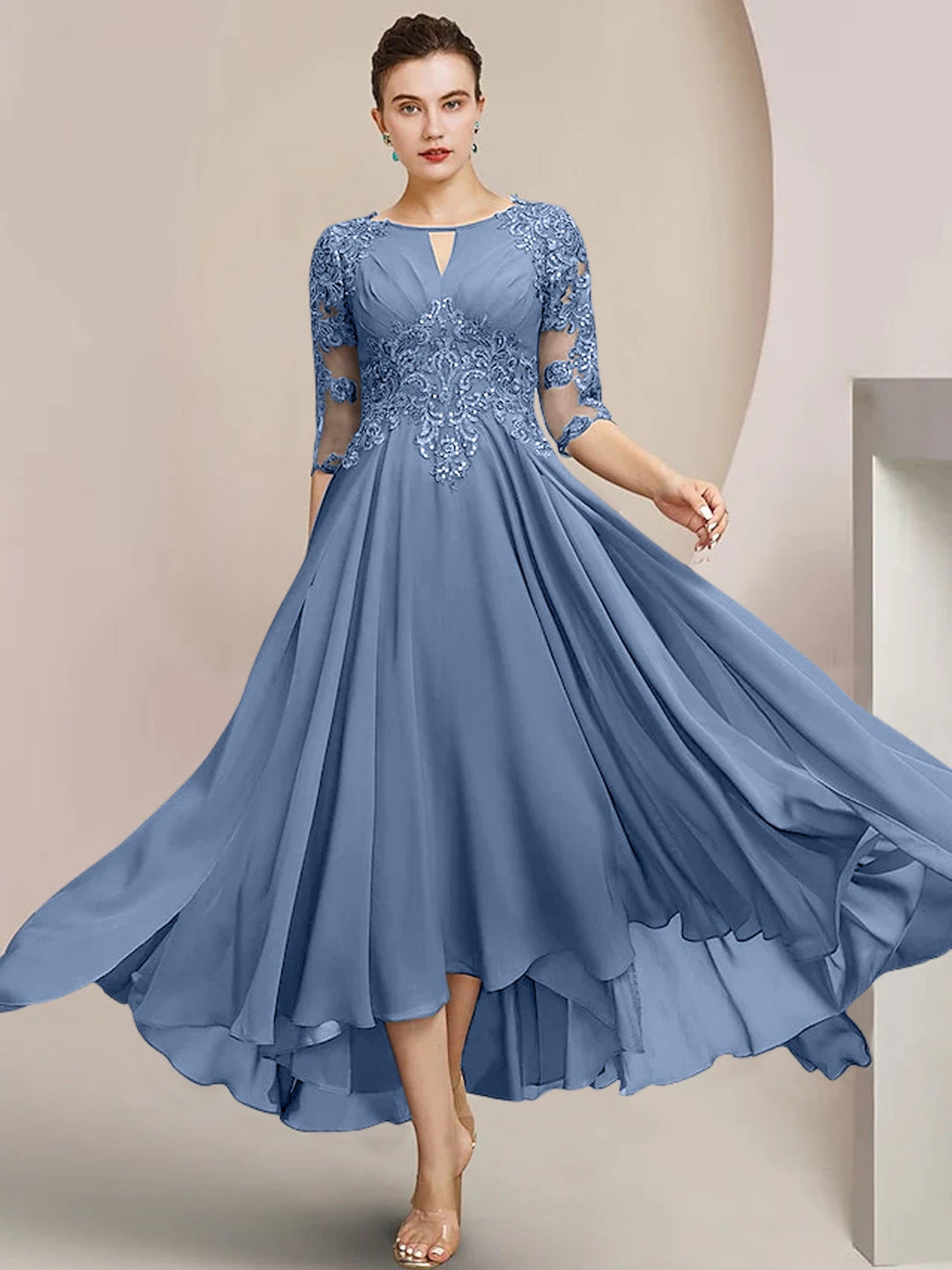 Robes de Mère de la Mariée Coupe A-Line/Princess à Encolure Dégagée et Longueur Thé