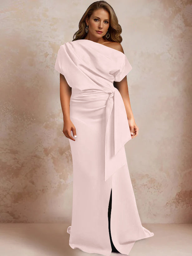 Robe de Mère de la Mariée Grande Taille, Asymétrique, à Une Épaule, Manches Courtes, Longueur Au Sol, avec Volants et Côté Fendu