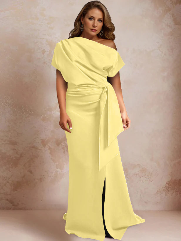 Robe de Mère de la Mariée Grande Taille, Asymétrique, à Une Épaule, Manches Courtes, Longueur Au Sol, avec Volants et Côté Fendu