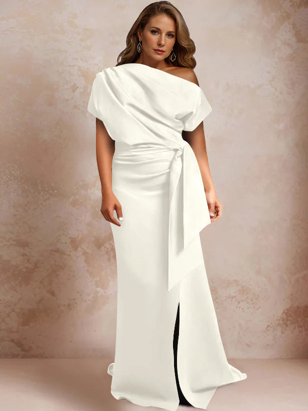 Robe de Mère de la Mariée Grande Taille, Asymétrique, à Une Épaule, Manches Courtes, Longueur Au Sol, avec Volants et Côté Fendu