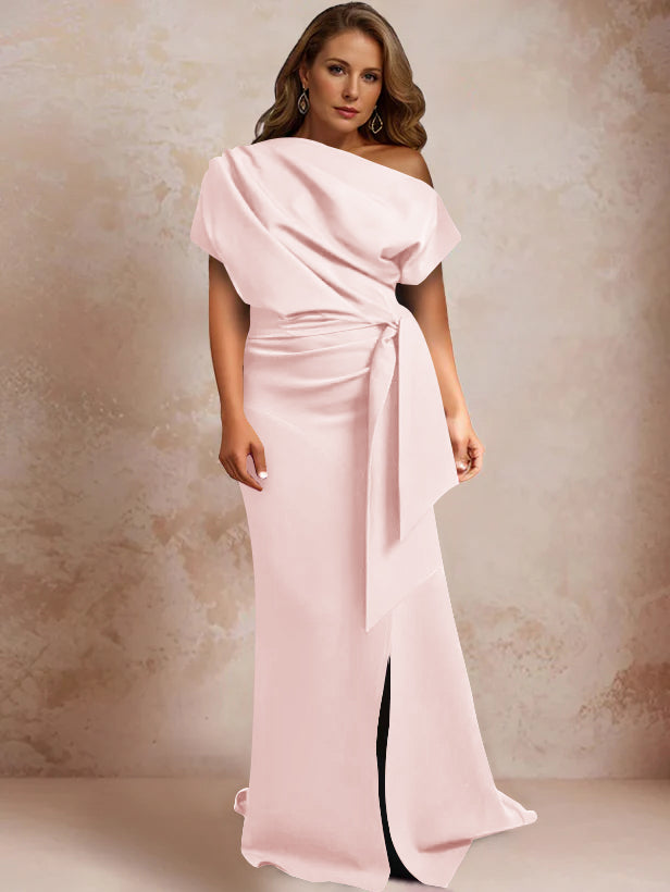 Robe de Mère de la Mariée Grande Taille, Asymétrique, à Une Épaule, Manches Courtes, Longueur Au Sol, avec Volants et Côté Fendu