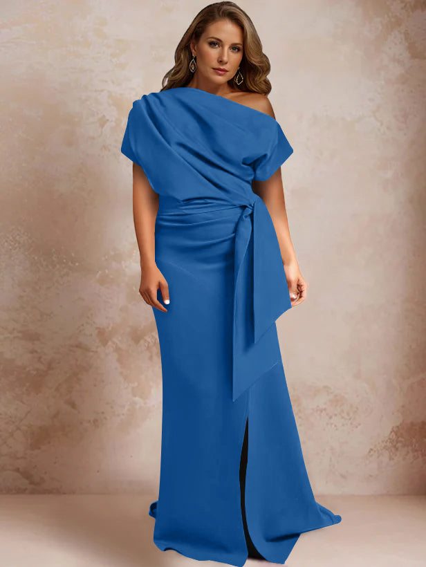 Robe de Mère de la Mariée Grande Taille, Asymétrique, à Une Épaule, Manches Courtes, Longueur Au Sol, avec Volants et Côté Fendu