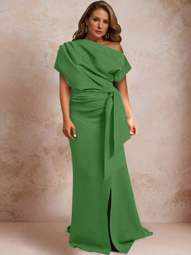 Robe de Mère de la Mariée Grande Taille, Asymétrique, à Une Épaule, Manches Courtes, Longueur Au Sol, avec Volants et Côté Fendu