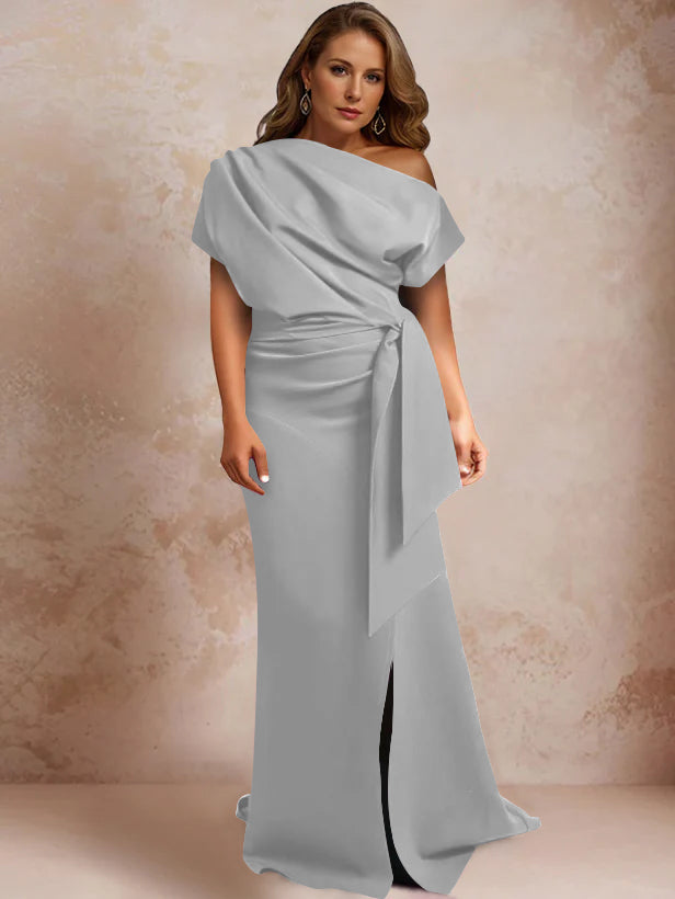 Robe de Mère de la Mariée Grande Taille, Asymétrique, à Une Épaule, Manches Courtes, Longueur Au Sol, avec Volants et Côté Fendu