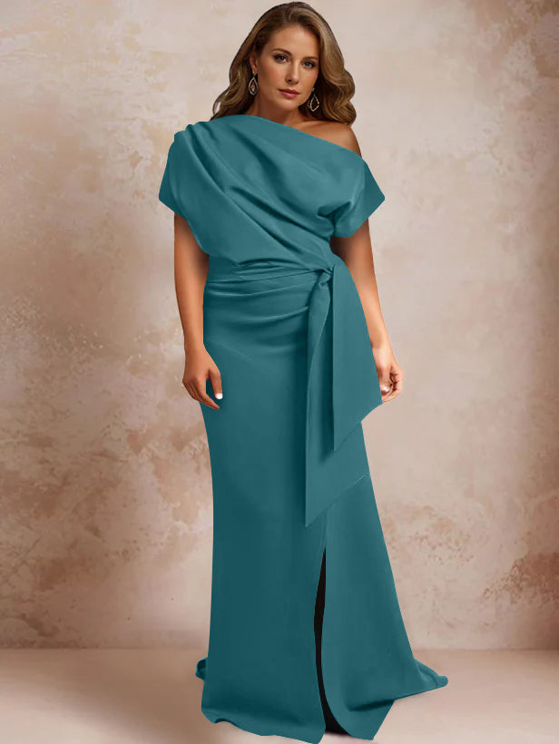 Robe de Mère de la Mariée Grande Taille, Asymétrique, à Une Épaule, Manches Courtes, Longueur Au Sol, avec Volants et Côté Fendu