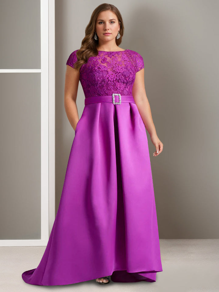 Robe de Mère de la Mariée Asymétrique Grande Taille à Manches Courtes et Coupe Princesse avec Décolleté en V et Appliques