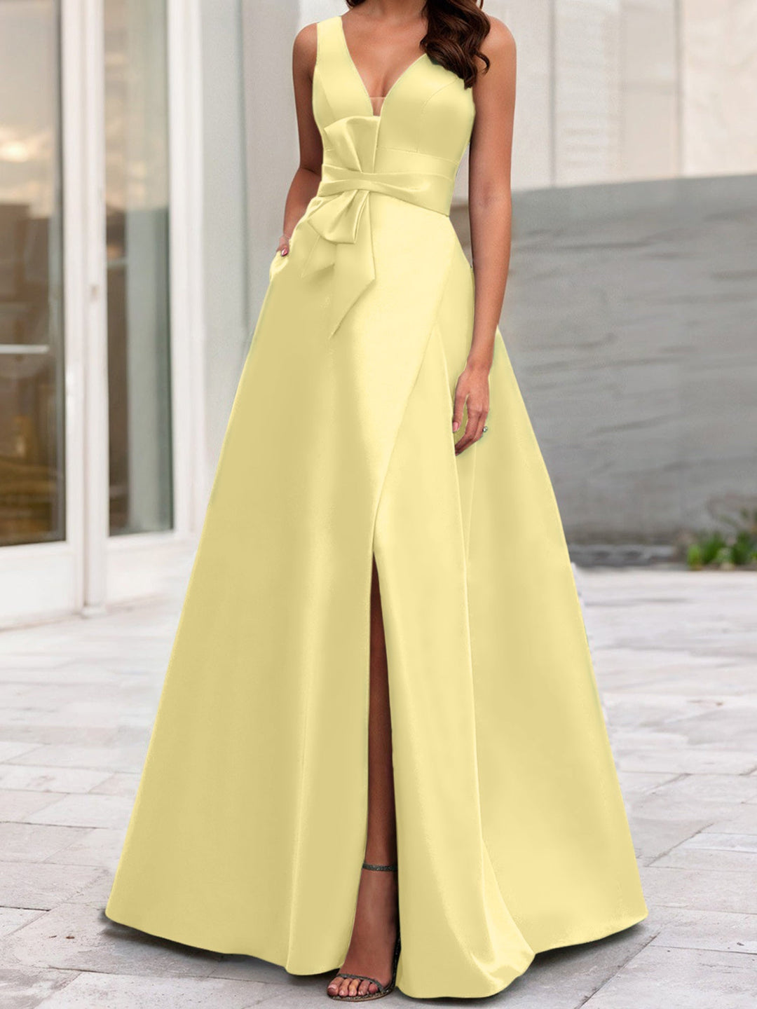 Robe de Mère de la Mariée Coupe A-Line/Princess à Col en V Sans Manches avec Fente Sur le Côté